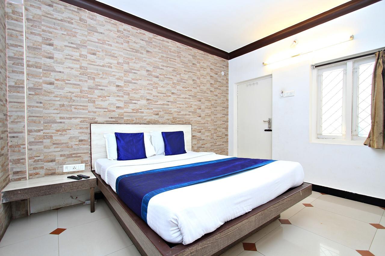 Hotel Pratham International Ooty Dış mekan fotoğraf