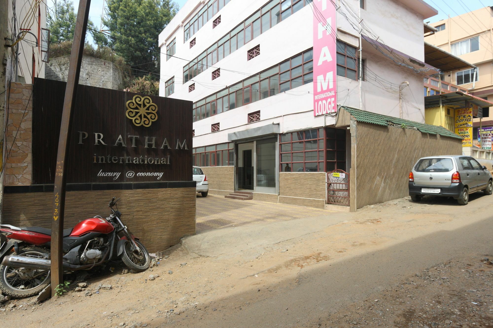 Hotel Pratham International Ooty Dış mekan fotoğraf